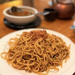 Osmanthus Dim Sum Lounge - Garlic noodles