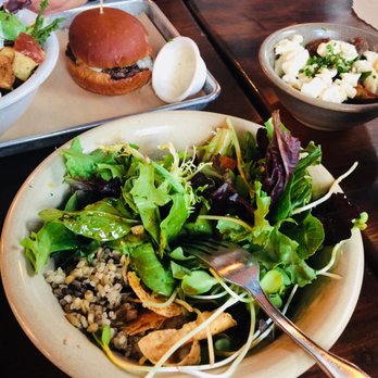 Le Chic Shack - Burgers Near Me - Quebec City, Quebec