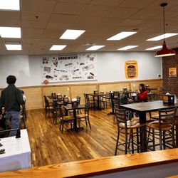 Sully's Steamers - Seating