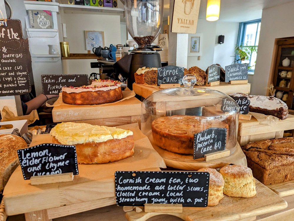 HONEY POT Updated March 2024 5 Parade Street, Penzance, Cornwall