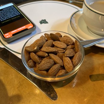 The Ivy Tower Bridge - Wine Bars Near Me - London, XGL