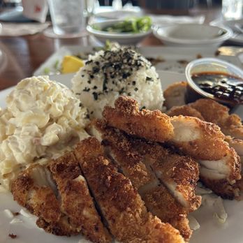 Restaurant 604 - Chicken katsu - Breakfast & Brunch Near Me - Honolulu, Hawaii