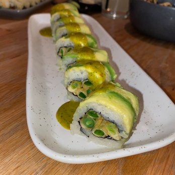 Bamboo Sushi - Green Machine Roll - Sushi Bars Near Me - Seattle, Washington