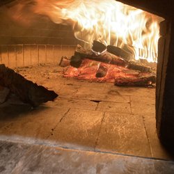 Umbertos of Glen Cove - Wood fired Pizza!