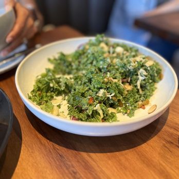 Limón - Ensalada Poderosa - Peruvian Near Me - Mountain View, California Limón - Ensalada Poderosa - Peruvian Near Me - Mountain View, California