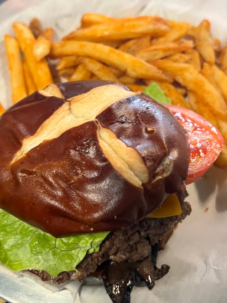 TICKLE PICKLE 12 Photos & 12 Reviews 915 N Ft Thomas Ave, Fort