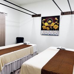 Nam Massage & Day Spa - Group Massage Room