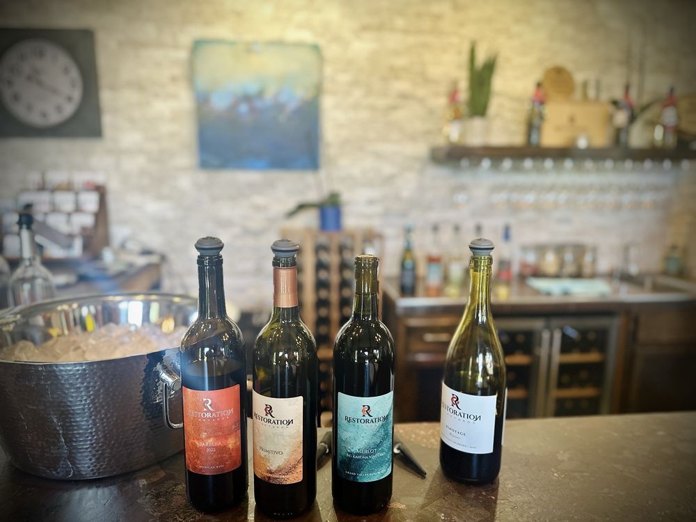 Restoration Vineyards Logo