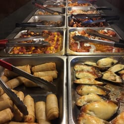 Buffet of appetizer type options. Spring rolls, egg rolls, cream cheese rangoons and more!