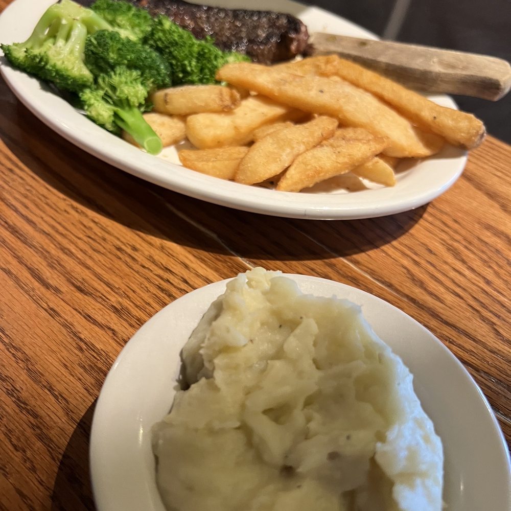 Cracker Barrel Old Country Store - Breakfast & Brunch Near Me - Harrisonburg, Virginia Cracker Barrel Old Country Store - Breakfast & Brunch Near Me - Harrisonburg, Virginia