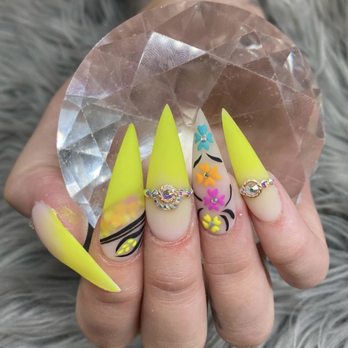 Relax Nails Spa - Nail Salons Near Me - Delano, California