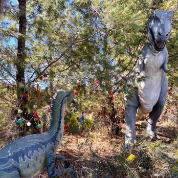 Cabazon Dinosaurs - Museums Near Me - Cabazon, California