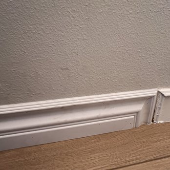 Skyline Flooring - Baseboard corners cut to fit perfectly - Flooring Near Me - Sherman Oaks, California