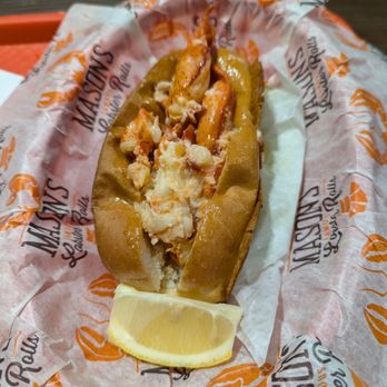 Mason's Famous Lobster Rolls - Seattle - Connecticut roll - Seafood Near Me - Seattle, Washington Mason's Famous Lobster Rolls - Seattle - Connecticut roll - Seafood Near Me - Seattle, Washington