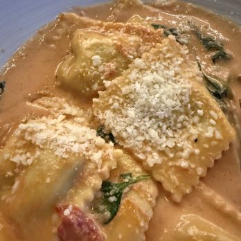 La Sorella di Francesca - Spinach ravioli pasta - Italian Near Me - Naperville, Illinois