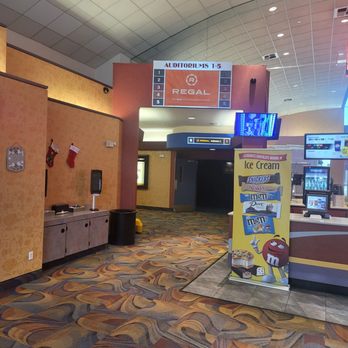 Regal Cinemas - Snacks and theaterqs - Cinema Near Me - Visalia, California