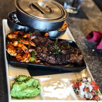 El Centro - Steak & Shrimp fajita - Bars Near Me - Washington, DC, District of Columbia El Centro - Steak & Shrimp fajita - Bars Near Me - Washington, DC, District of Columbia