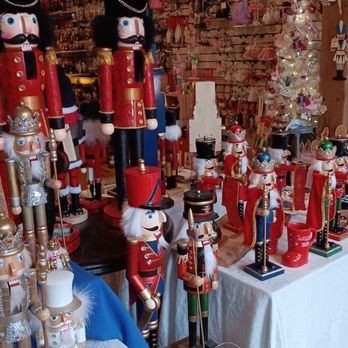 Drosselmeyer's Nutcracker Shoppe - Souvenir Shops Near Me - Steubenville, Ohio