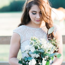 Peach and Oak Photography