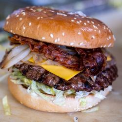 Norm's Famous Hamburgers