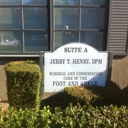 Henry Jerry T, DPM - From the parking area!