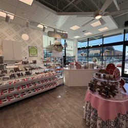 Kilwins Ice Cream - Chocolate - Fudge - Inside February 2025