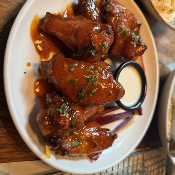 Von's 1000Spirits - wings - Burgers Near Me - Woodinville, Washington