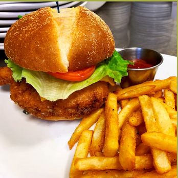 THE OVER/UNDER BAR & GRILL - Updated February 2025 - 217 Photos & 397 ...