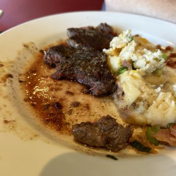 Chili's - This was supposed to be a sirloin medium well - Bars Near Me - Dekalb, Illinois