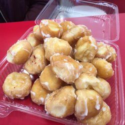Steve’s Donuts - Omg...I'm in love with these DonutsThis Donut place is amazing and so are the owners!