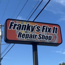 Franky's Fix It Repair Shop - Road sign