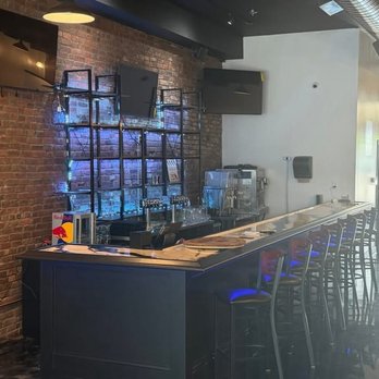 Lineage - Bar - Bars Near Me - Lawrenceburg, Kentucky