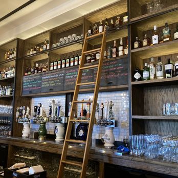 Berliner Beerhall - German Near Me - Tacoma, Washington