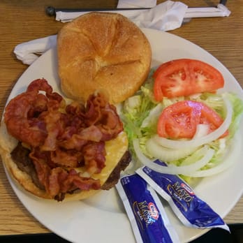 Brick Oven Pizza - Great bacon cheddar cheese burger !! - Pizza Near Me - Ashland, Virginia