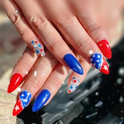 VII Beauty Lounge