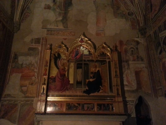 Basilica di Santa Trinita by null