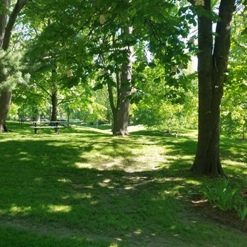 Simcoe Park - Parks Near Me - Niagara-on-the-Lake, Ontario Simcoe Park - Parks Near Me - Niagara-on-the-Lake, Ontario