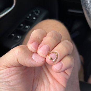 Luxury Nails - Nice design but look how messy my fingertips are. I'm used to them being cleaned up a bit. - Nail Salons Near Me - Fort Lauderdale, Florida