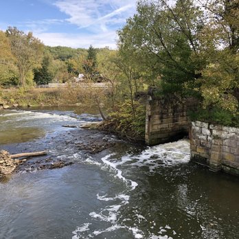 Towpath Trail - Hiking Near Me - Clevand, Ohio