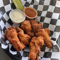 The wings come with sauce on the side