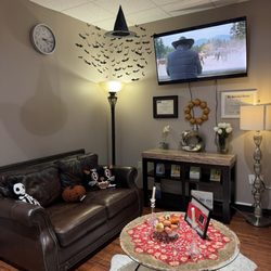 Bluebonnet Dental Advanced Cosmetic and Family Dentistry - Dental office decoration.