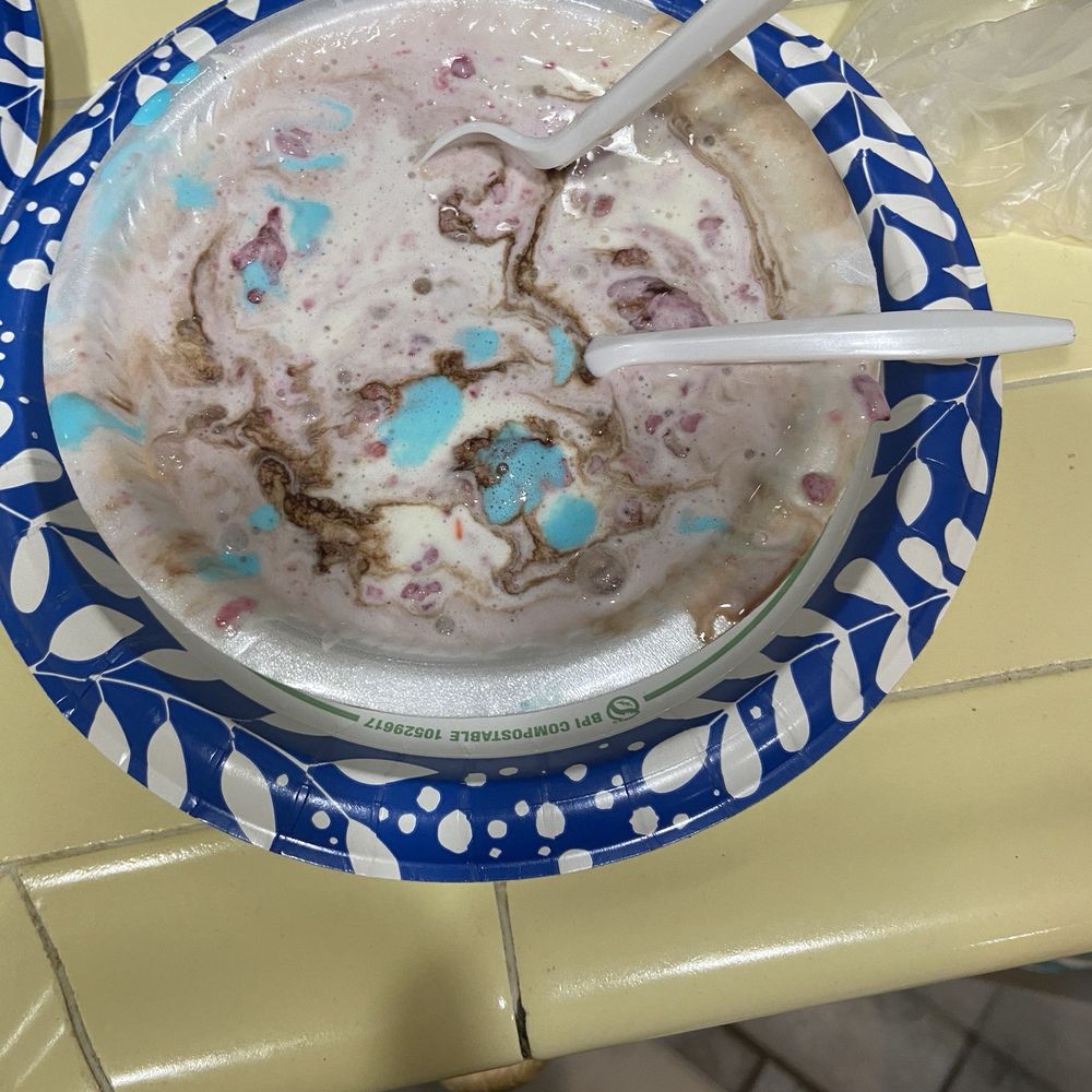 Big Scoops Creamery - Ice Cream & Frozen Yogurt Near Me - Roy, Utah Big Scoops Creamery - Ice Cream & Frozen Yogurt Near Me - Roy, Utah