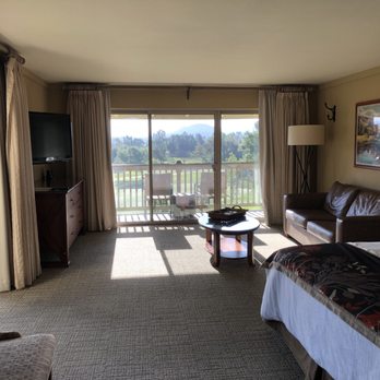 Temecula Creek Inn - Spacious roooms - Golf Near Me - Temecula, California Temecula Creek Inn - Spacious roooms - Golf Near Me - Temecula, California