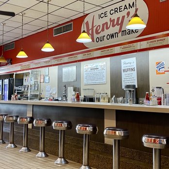 Henry's Confectionary - the interior of a restaurant - Diners Near Me - Glen Cove, New York Henry's Confectionary - the interior of a restaurant - Diners Near Me - Glen Cove, New York