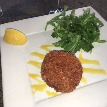 Moonshadows - Crab cake - Seafood Near Me - Malibu, California Moonshadows - Crab cake - Seafood Near Me - Malibu, California