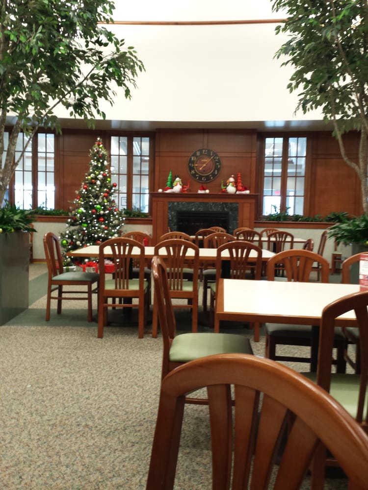 Summit Café at Aurora Medical Center- Summit Logo