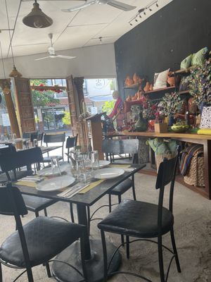 Barrio Bistro by Memo Wulff by null