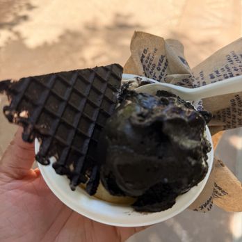 Jeni's Splendid Ice Creams - Ice Cream & Frozen Yogurt Near Me - Alpharetta, Georgia