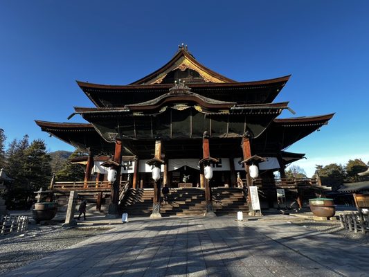 Zenkōji temple by null