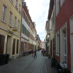 Untere Straße - Tagsüber...